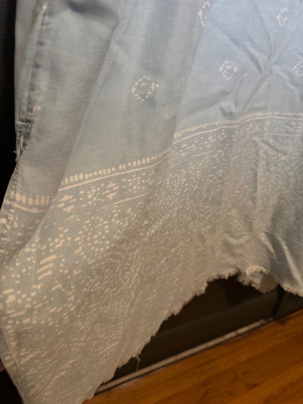 Universal Thread Long Cover Up - Picture 6 of 6